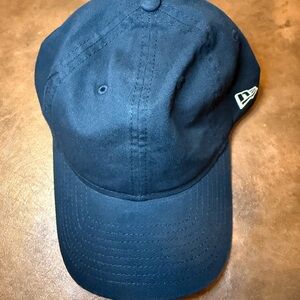 Black New Era Baseball cap NWOT